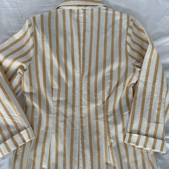 Striped Linen Blazer - Picture 5 of 5